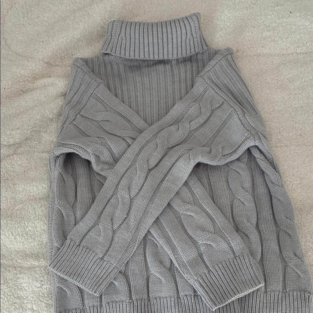 Calvin Klein Gray Cable Knit Turtleneck Sweater